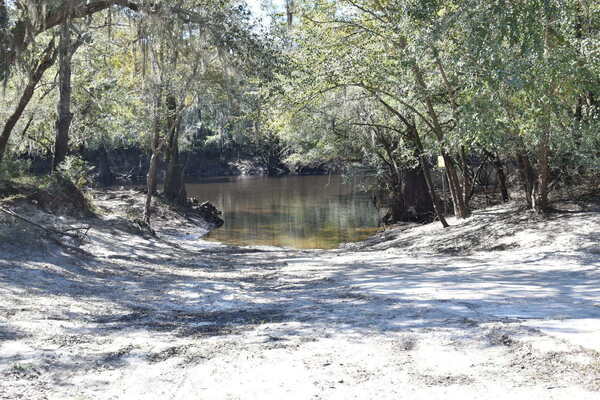 [Knights Ferry Boat Ramp, Withlacoochee River @ 2021-10-21]