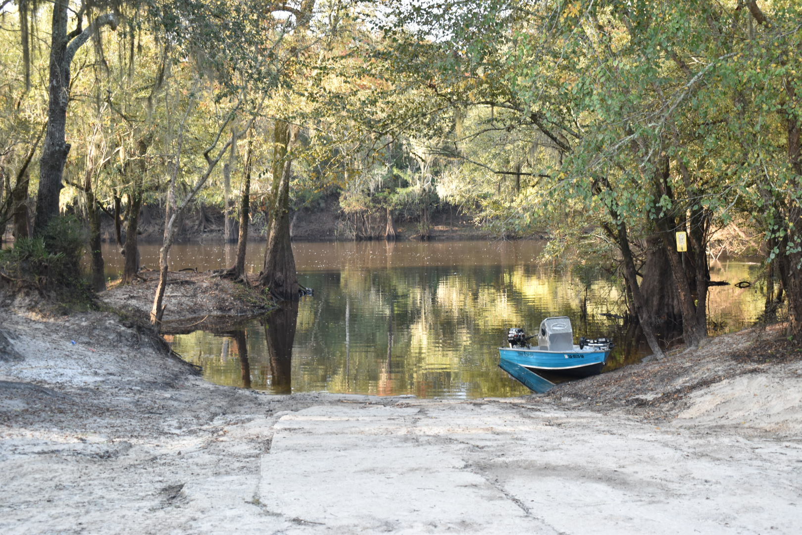 Knights Ferry Boat Ramp, Withlacoochee River @ 2021-11-04