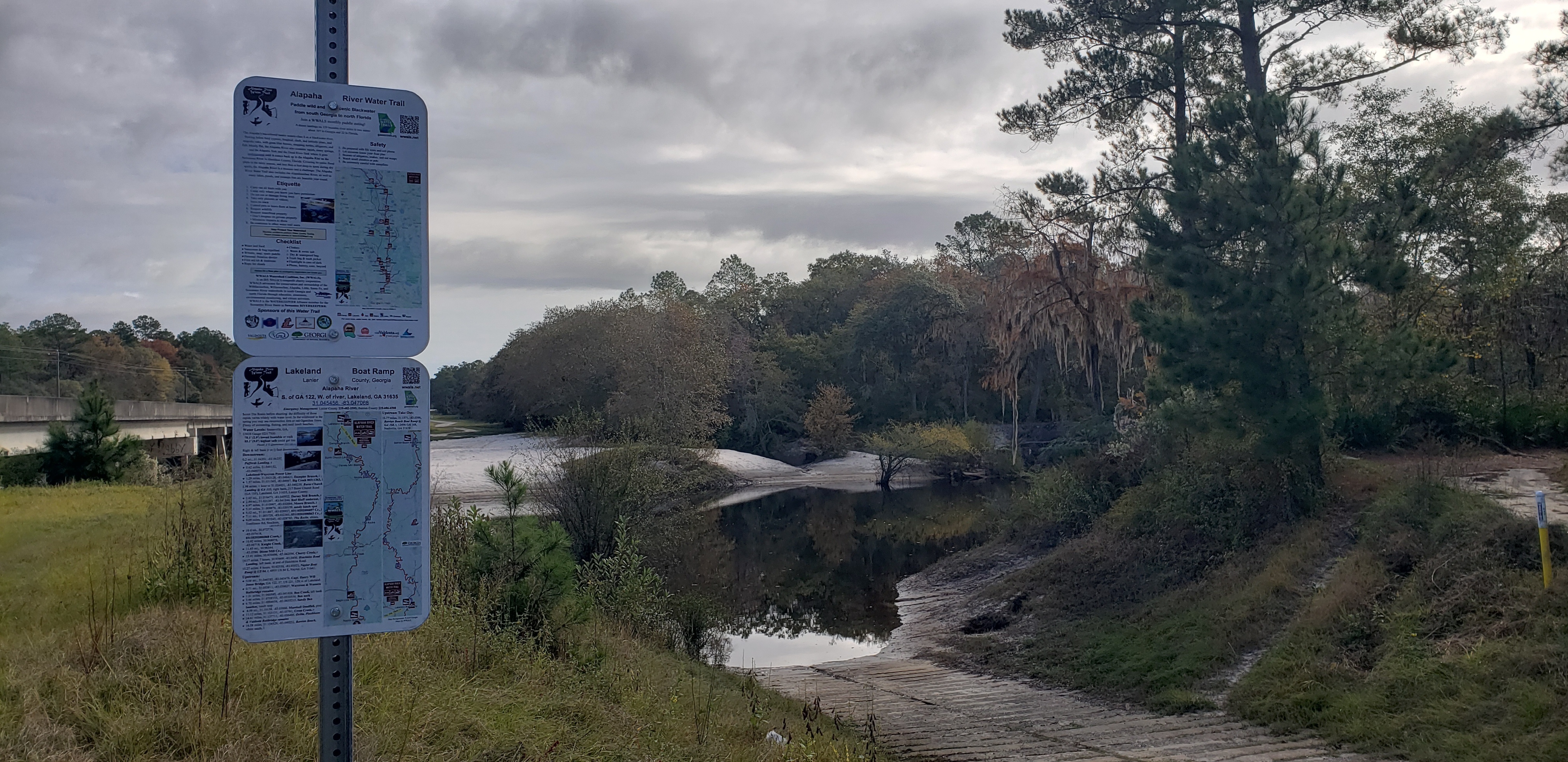 Lakeland Boat Ramp, Alapaha River @ GA 122 2021-11-11