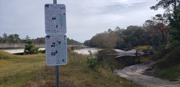 [Lakeland Boat Ramp, Alapaha River @ GA 122 2021-11-18]