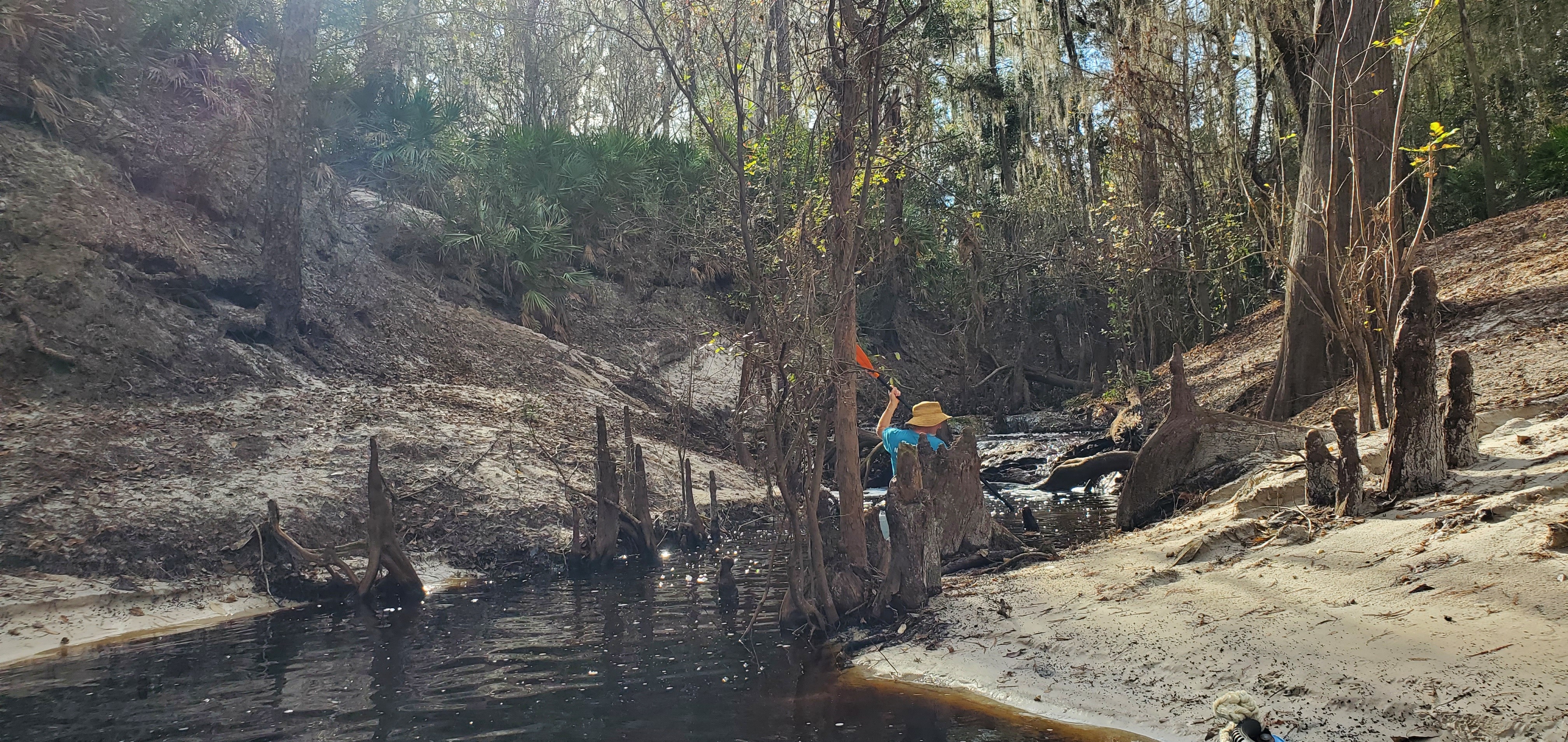 Mike Byerly paddling up, 14:11:18, 30.5239779, -82.7275273