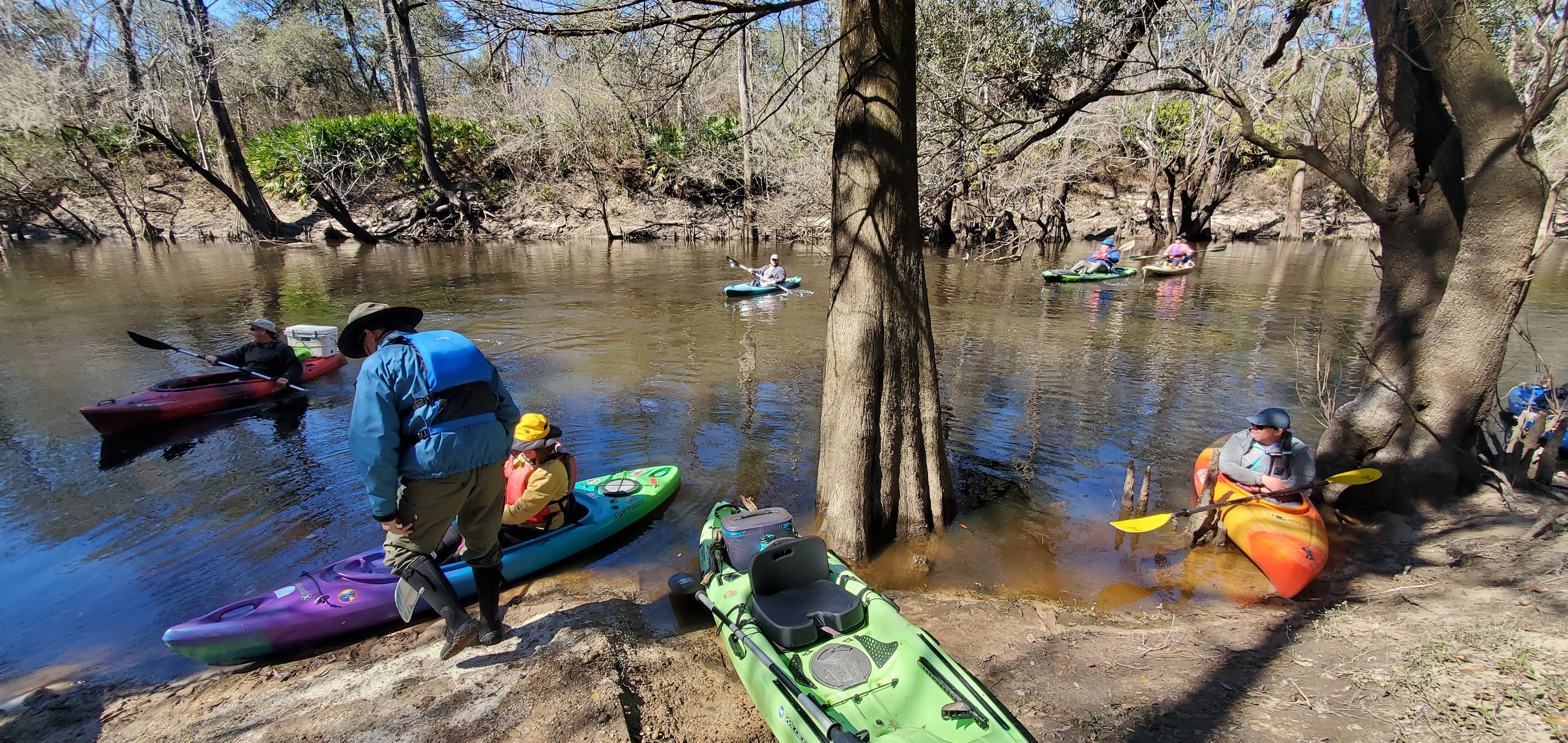 More paddlers incoming, 13:10:21, 30.8157770, -83.4250742