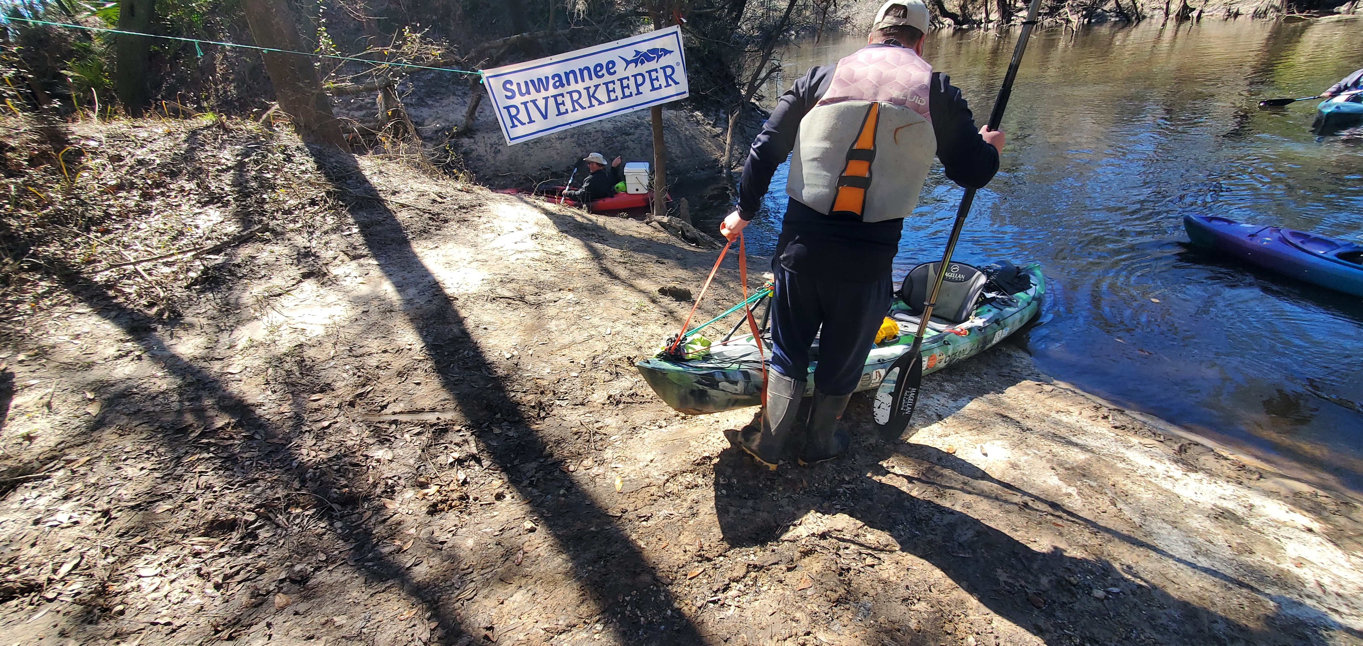 Banner by the creek, 13:10:34, 30.8157770, -83.4250742