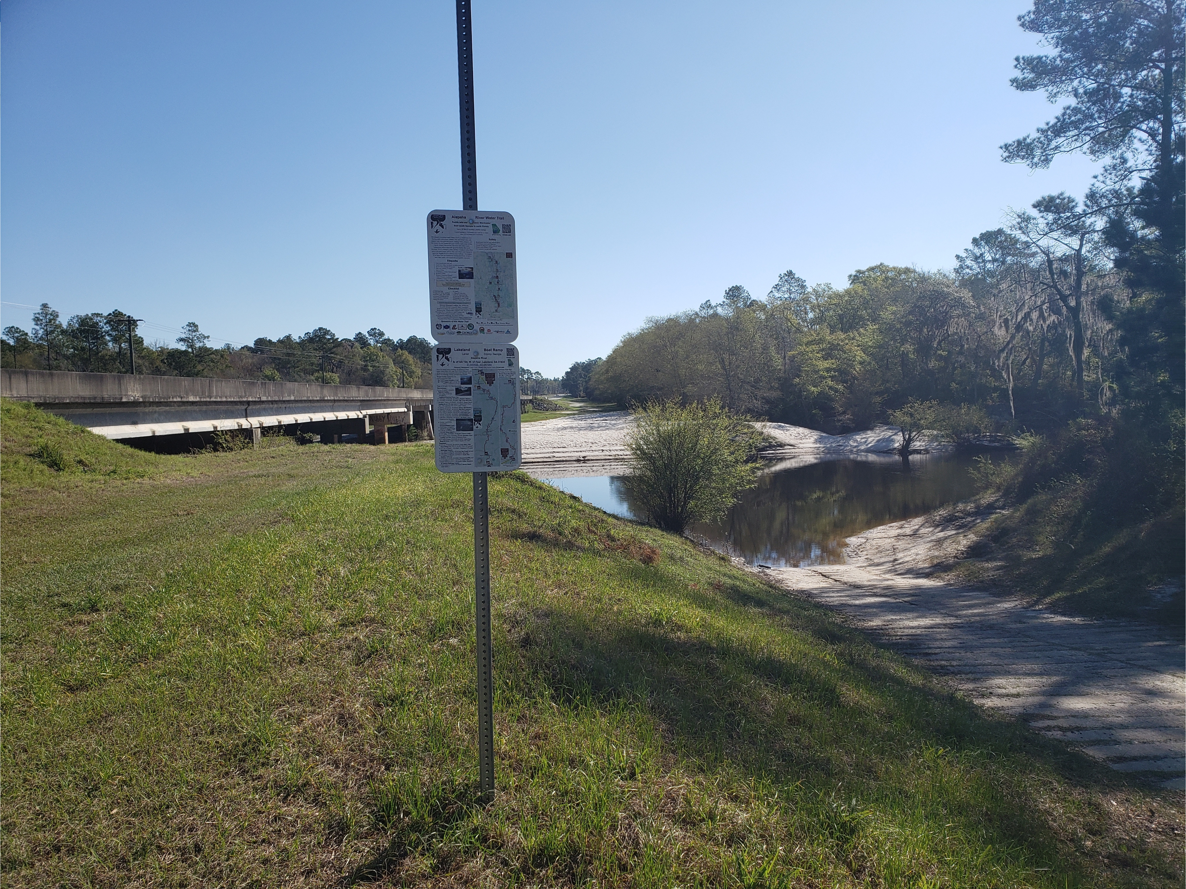 Lakeland Boat Ramp, Alapaha River @ GA 122 2022-03-17