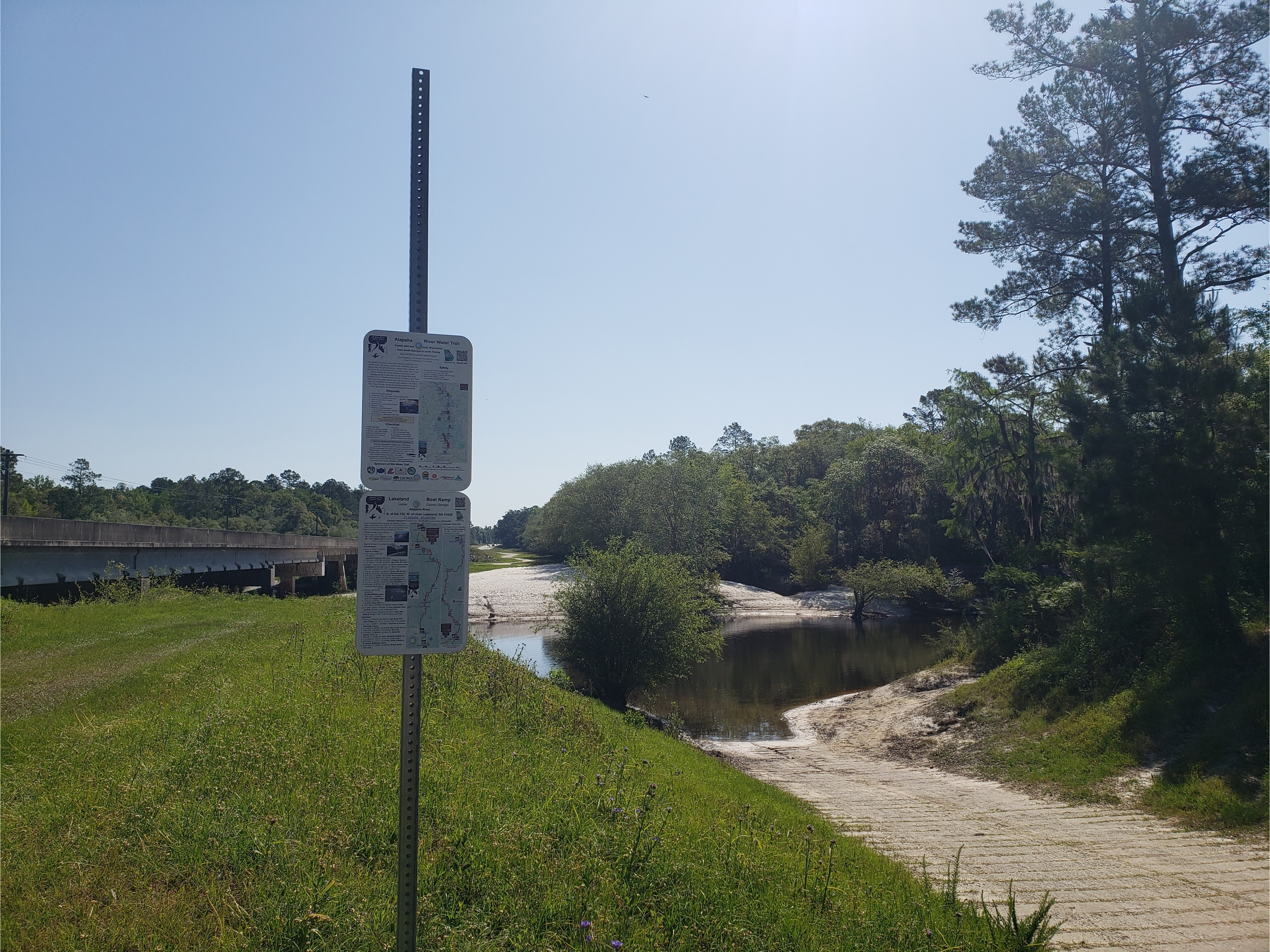 Lakeland Boat Ramp, Alapaha River @ GA 122 2022-04-28