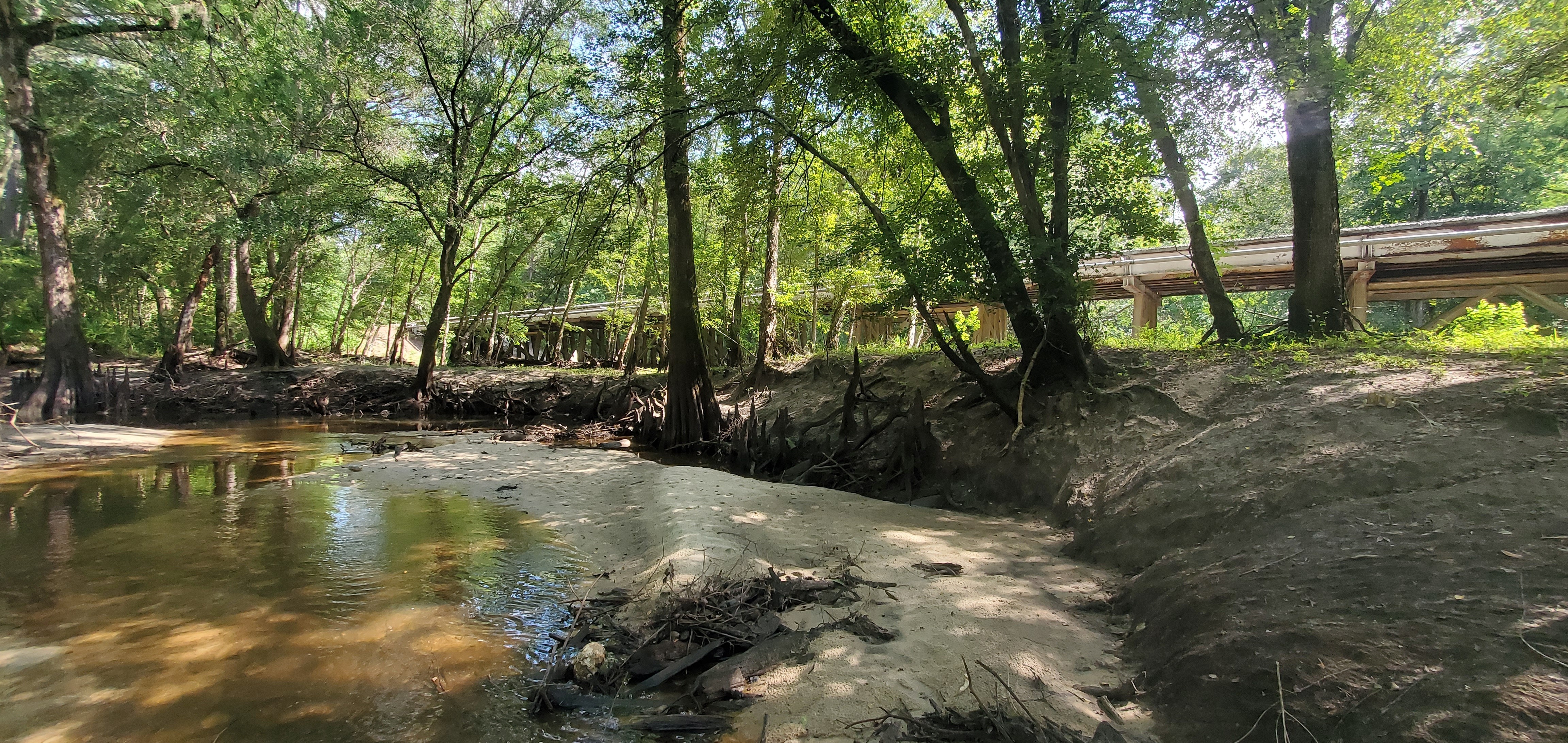 Railroad tracks beside river, 10:41:38, 30.8638344, -83.3223667