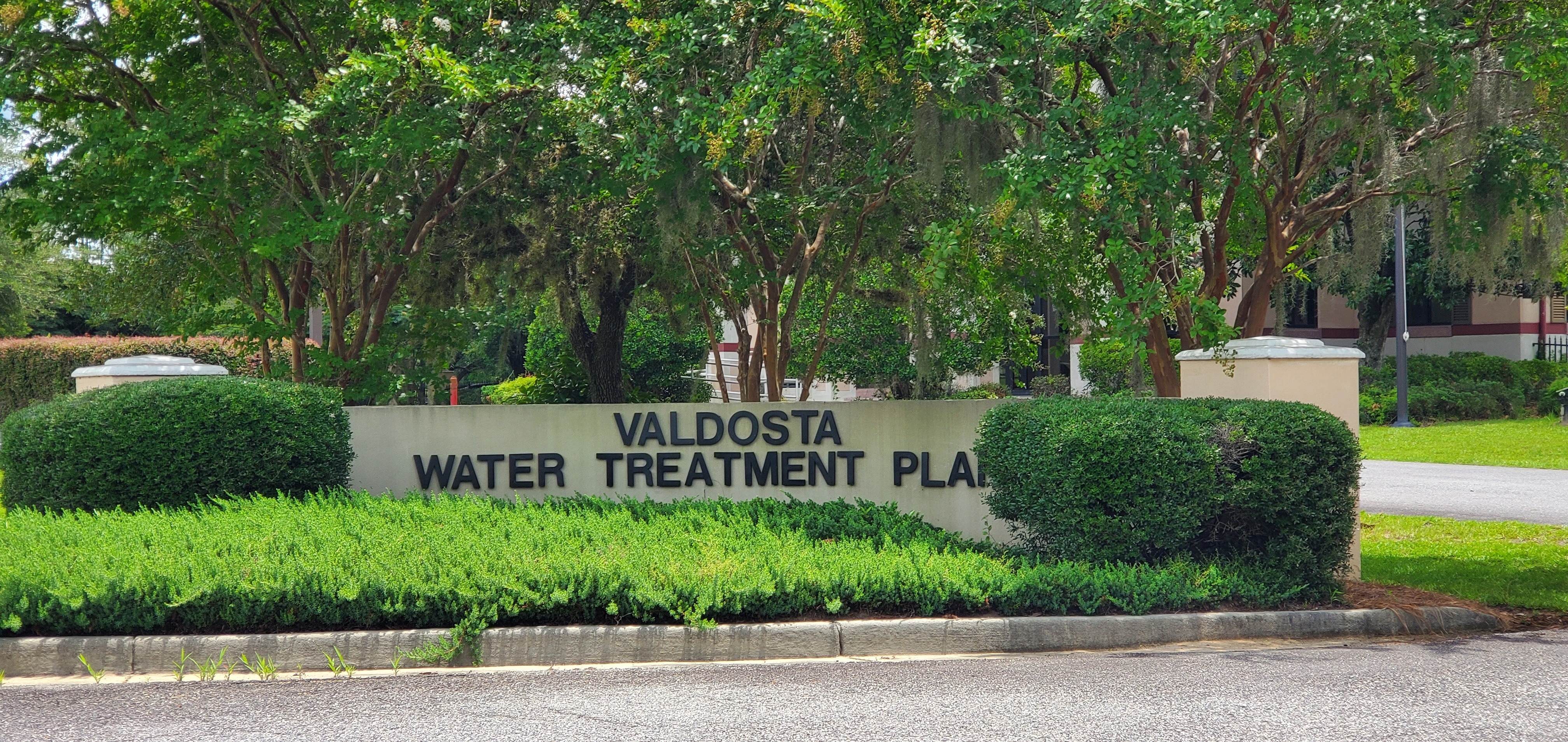 Valdosta Water Treatment Plant sign, 2022:07:17 13:28:41, 30.9144888, -83.2527139