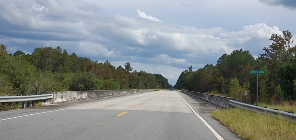 [GA 94 Cypress Creek Bridge, looking south, 15:55:29, 30.6542510, -82.5323910]