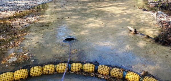 Closeup bucket in Sugar Creek, 12:08:39, 30.8625666, -83.3186280