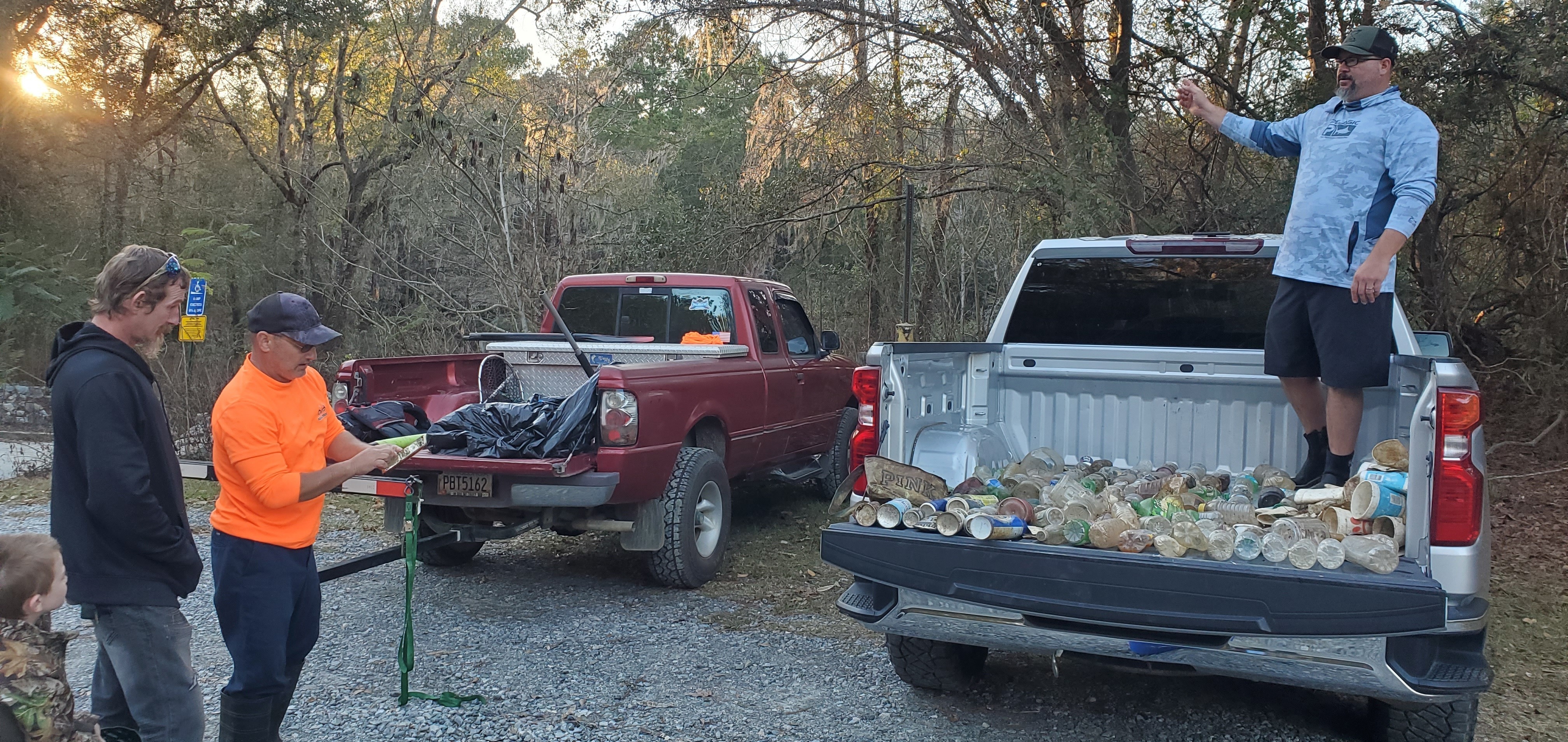 Russell Allen McBride and Bobby McKenzie, trash, Troupville Boat Ramp, 2022-11-13 17:00:17, 30.8514774, -83.3472777