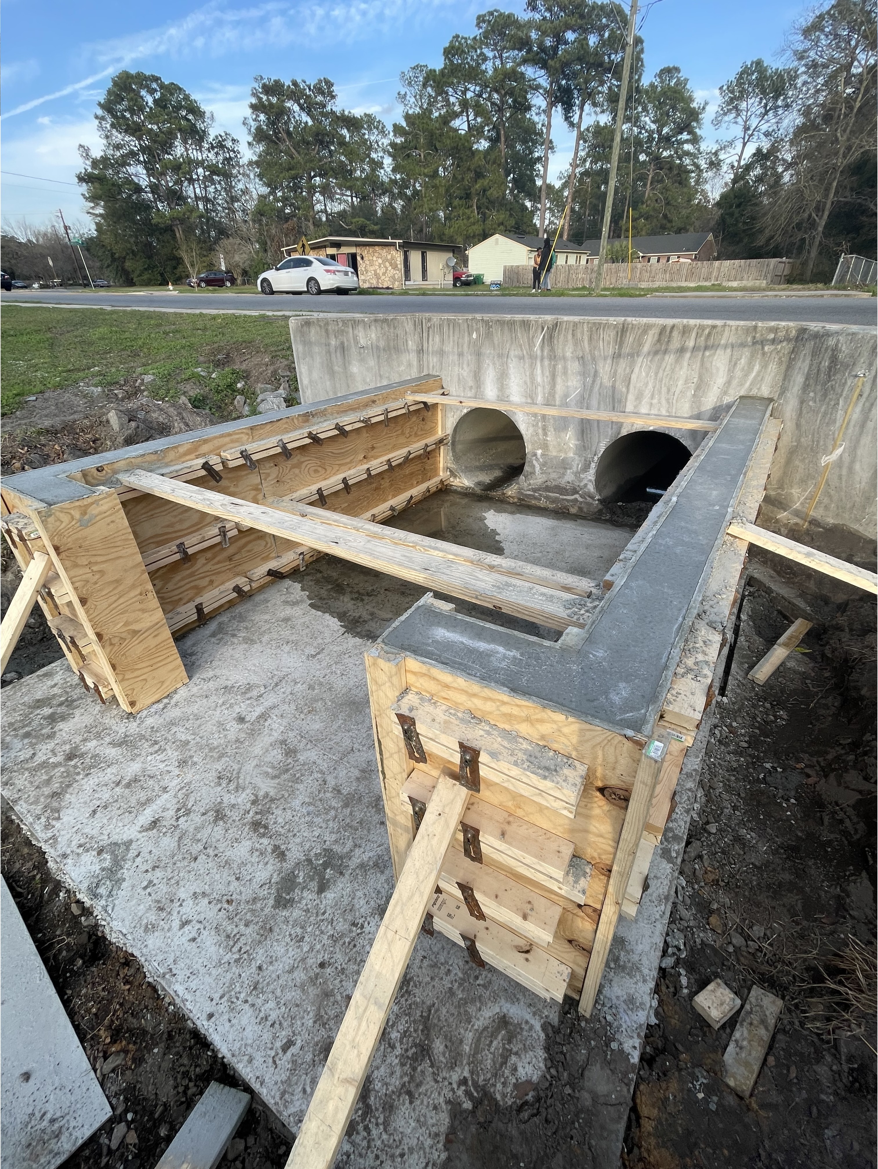 Looking upstream, Lee St. trash trap construction, --Bobby McKenzie 2023-01-09