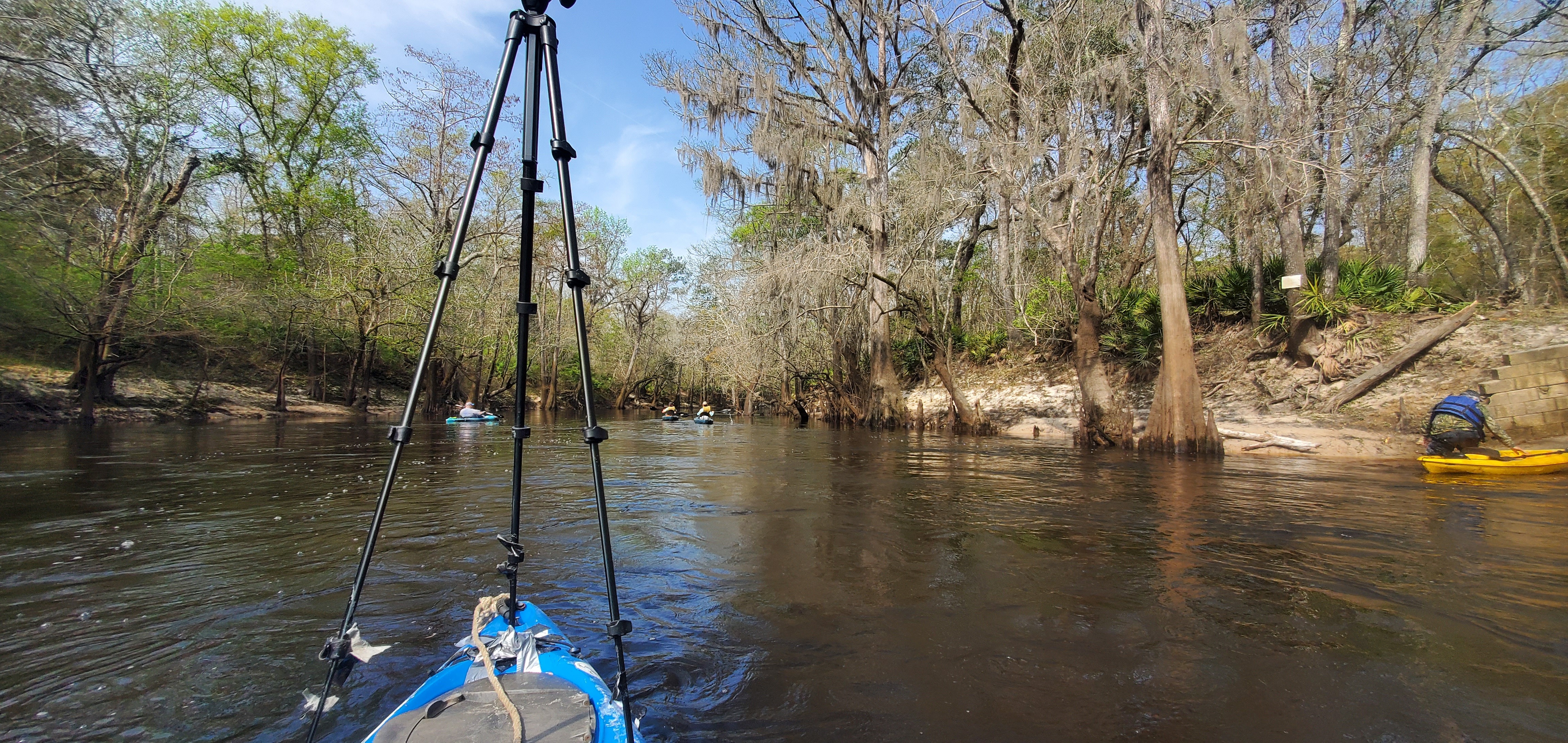 Paddlers continuing downstream, 11:10:38, 30.8377511, -83.3697465