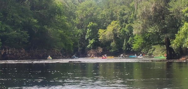 Bunch of boaters, 11:52:52, 30.5549506, -83.2601918