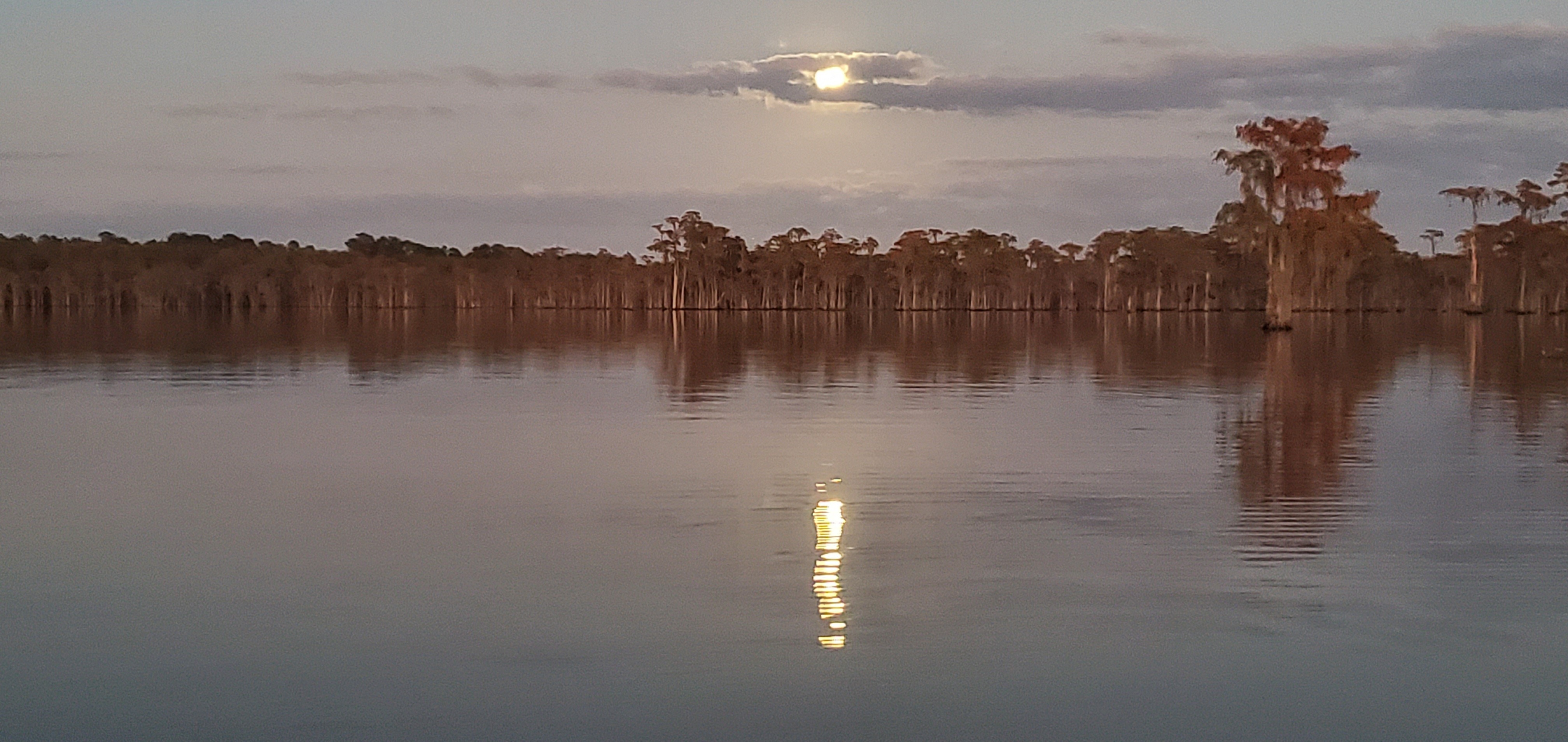 Moon cloud reflection