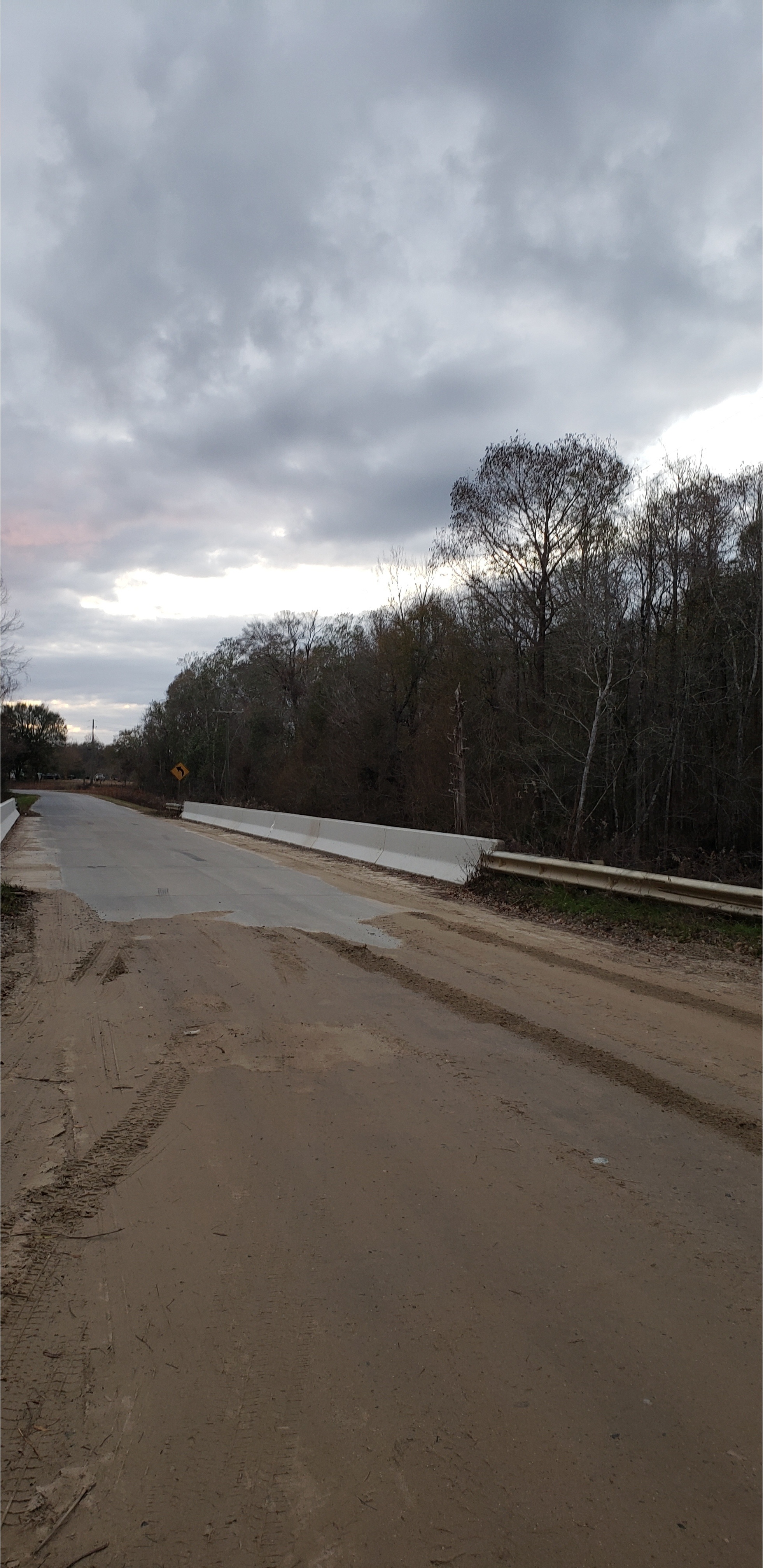 Road, Vann Road, Mud Swamp Creek 2024-01-24