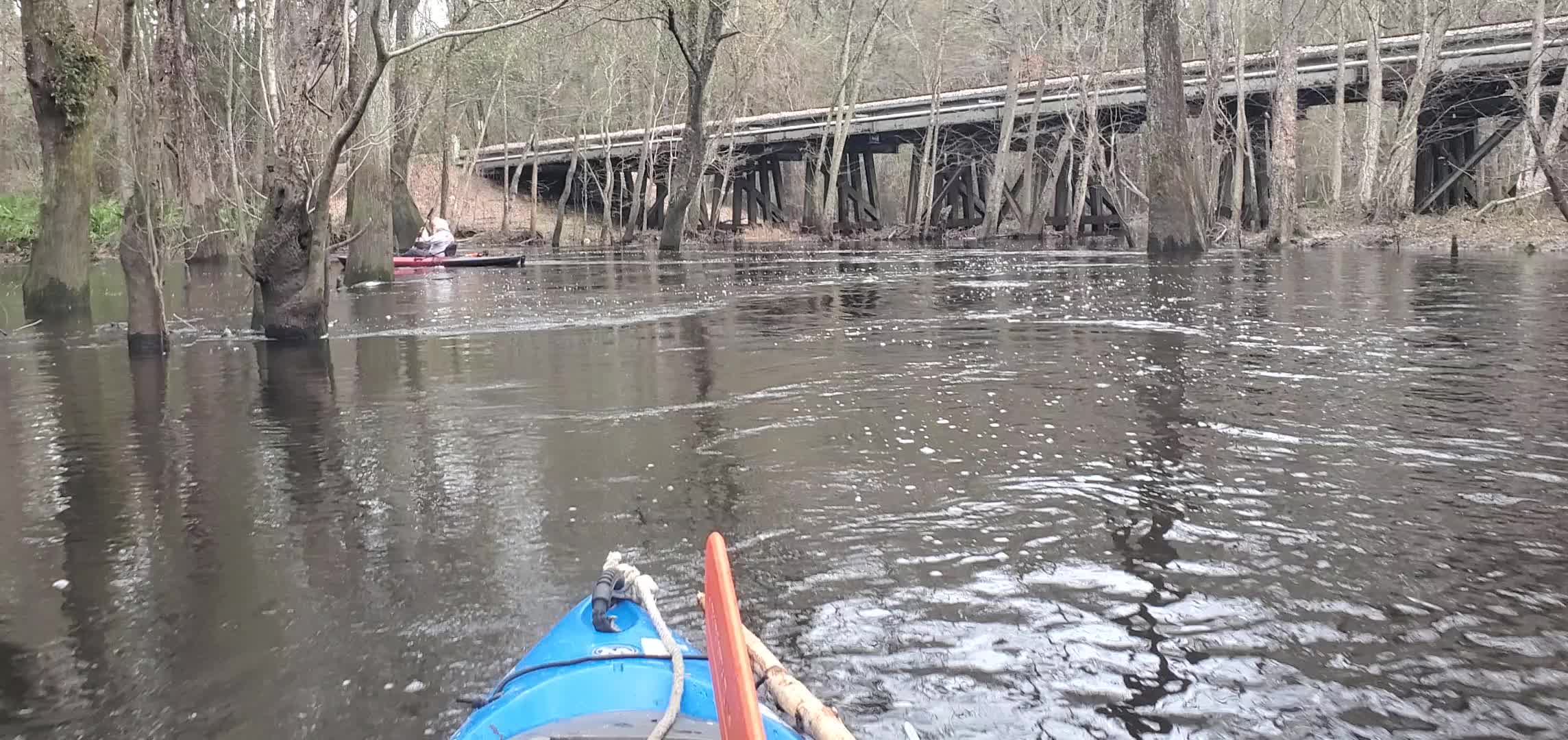 Movie: River under railroad today, 10:25:13, 30.8637813, -83.3224009 (13M)