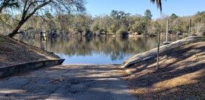 [Ivey Memorial Park Ramp at river, Suwannee River @ US 27 2024-02-21]