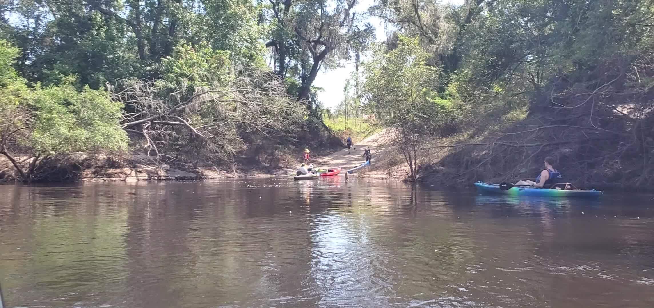 Movie: Madison Boat Ramp, about 15 miles from Sullivan Landing, 15:54:12, 30.4660804, -83.2239129 (22M)