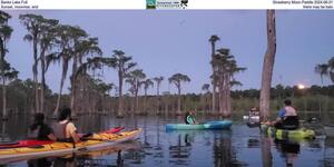 [Banks Lake Full, Strawberry Moon Paddle 2024-06-21, Sunset, moonrise, and there may be bats]