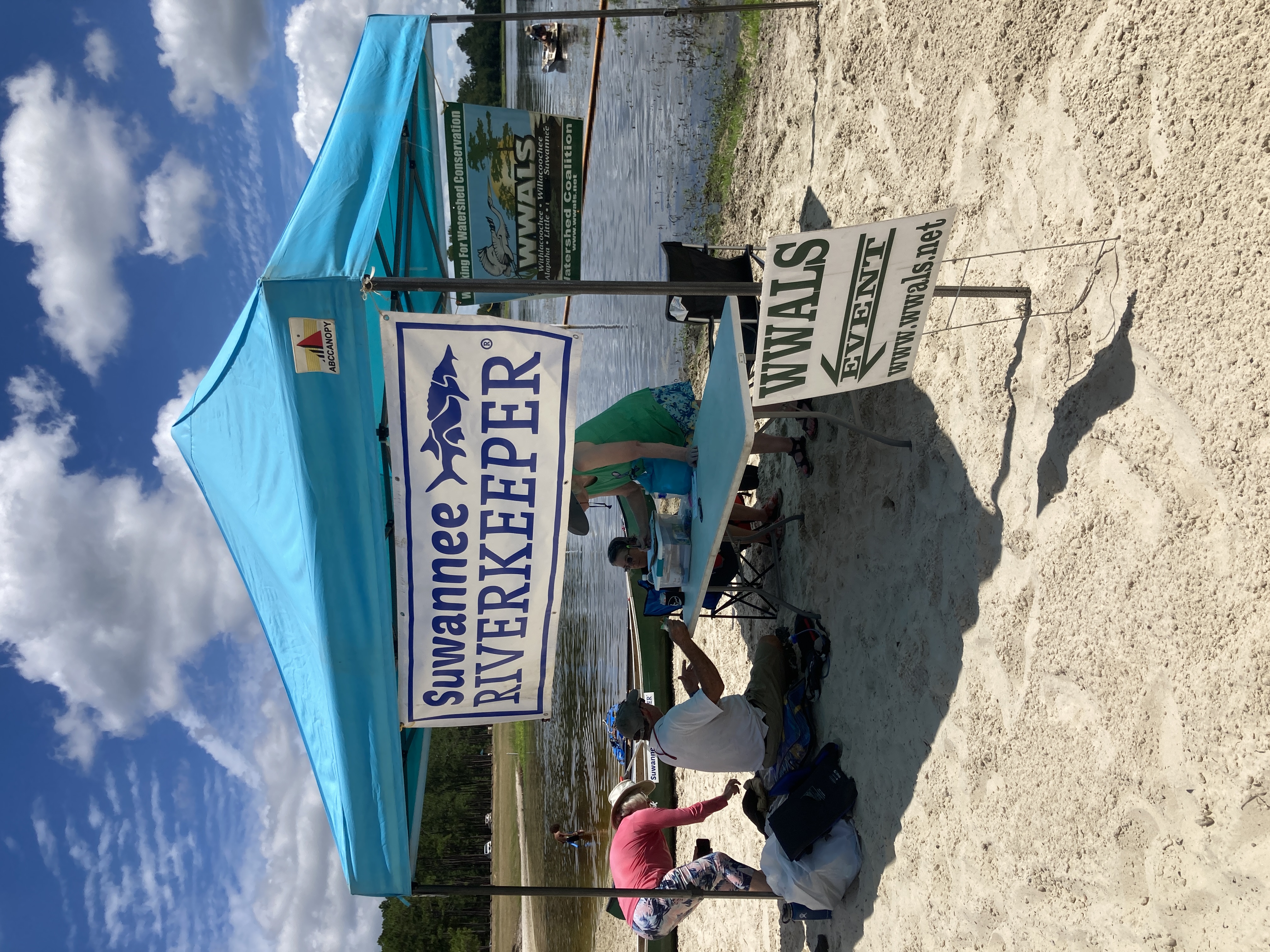 Banners at the beach, 12:06:38 --Gretchen Quarterman