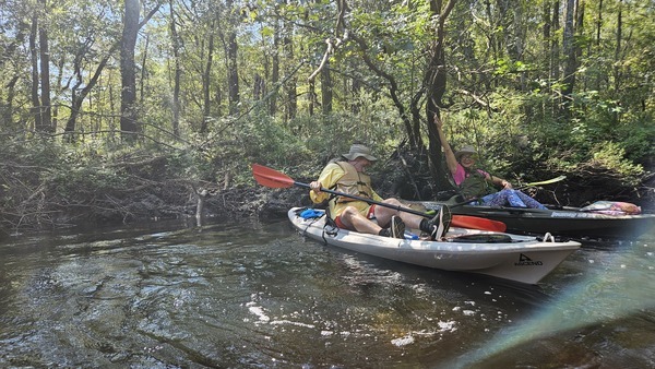 [Lon and Tish at Poley Deadfall --Darlene Eanes Ray, 11:31:09, 31.2112305, -83.5109695]