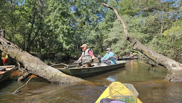 [Lon, Tommy, Paris, Tish at Lower Flat Ford Deadfall --Darlene Eanes Ray, 11:56:42, 31.2121975, -83.5114250]