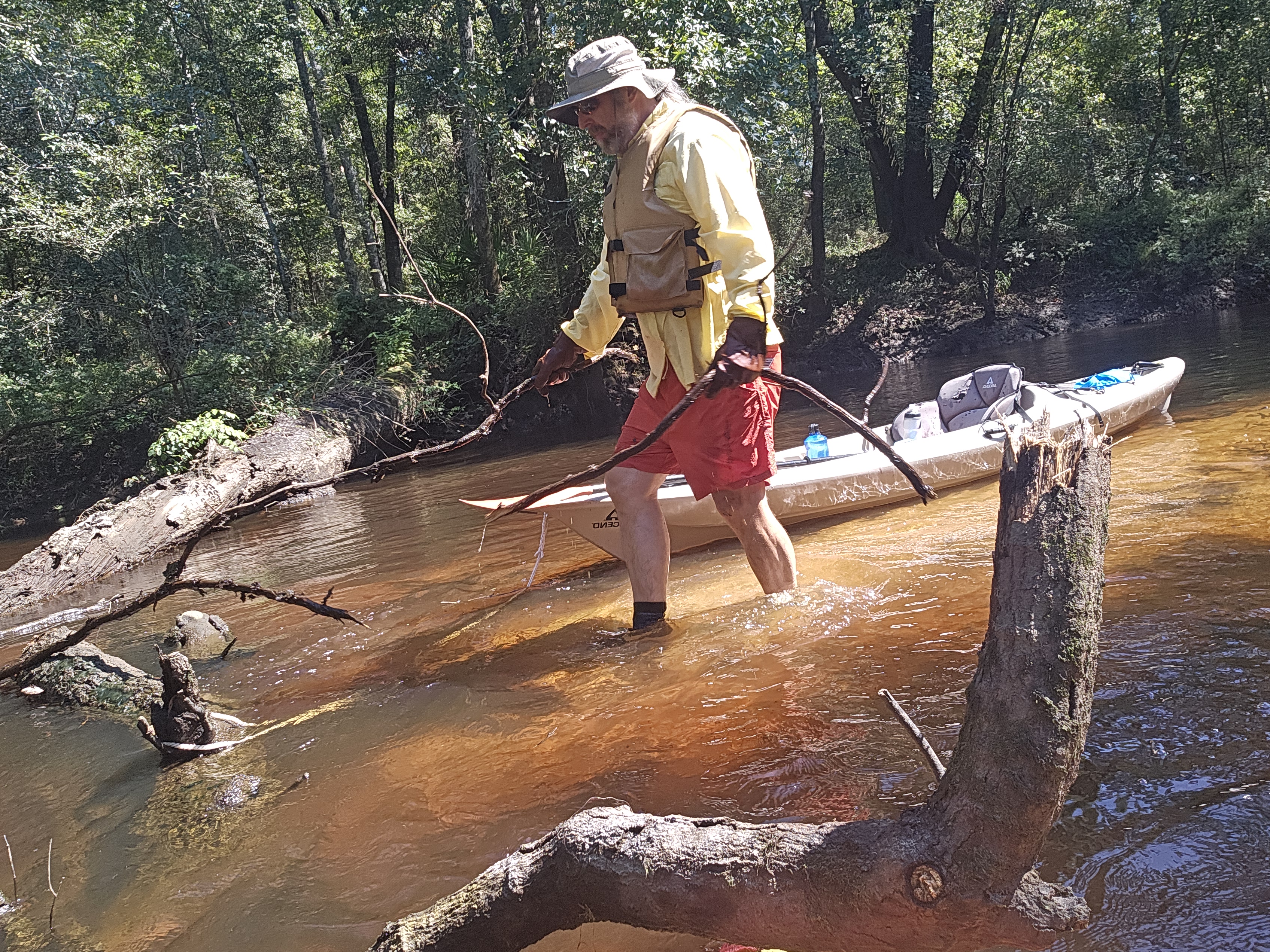 Lon Sandwalking --Darlene Eanes Ray, 12:05:02, 31.2122636, -83.5115731