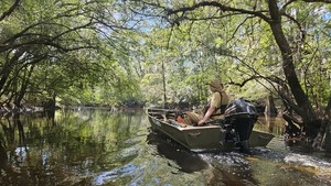 [9.9hp outboard --Darlene Eanes Ray, 14:37:23, 31.2056406, -83.5115631]