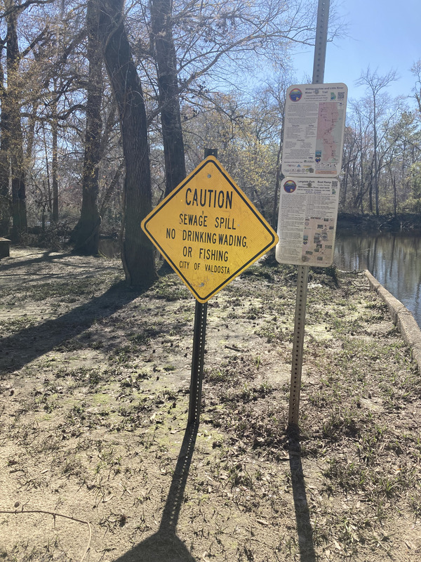 Signs, Langdale Park Boat Ramp, Withlacoochee River @ North Valdosta Road 2025-03-06