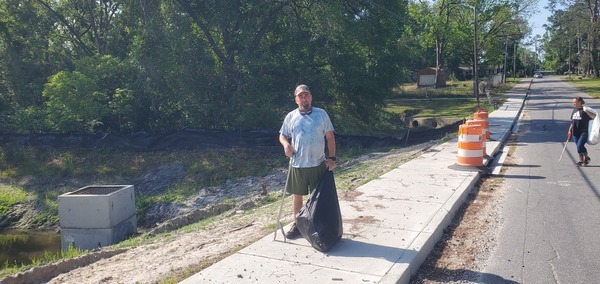 [Water control chimney feeding into stormwater drain, 10:05:35, 30.8431863, -83.3010314]