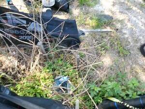 [Movie: Construction fence with trash, 11:13:12, 30.8431126, -83.3009935 (5.9M)]