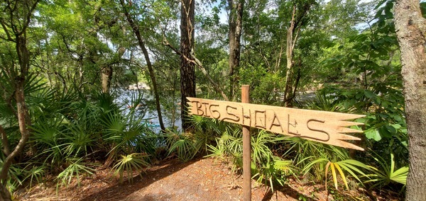 Boats below Big Shoals sign, 2023-05-20, 11:04:57, 30.3397569, -82.6828750