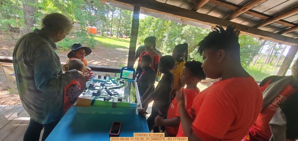 [Children in charge, 2025:06:06 11:15:30, 31.3466375, -83.1776281]