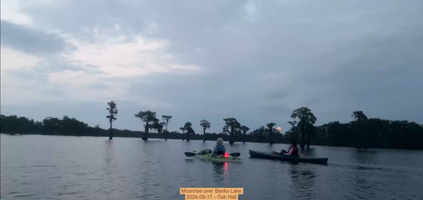[Moonrise over Banks Lake, 2024-09-17 --Tish Hall]