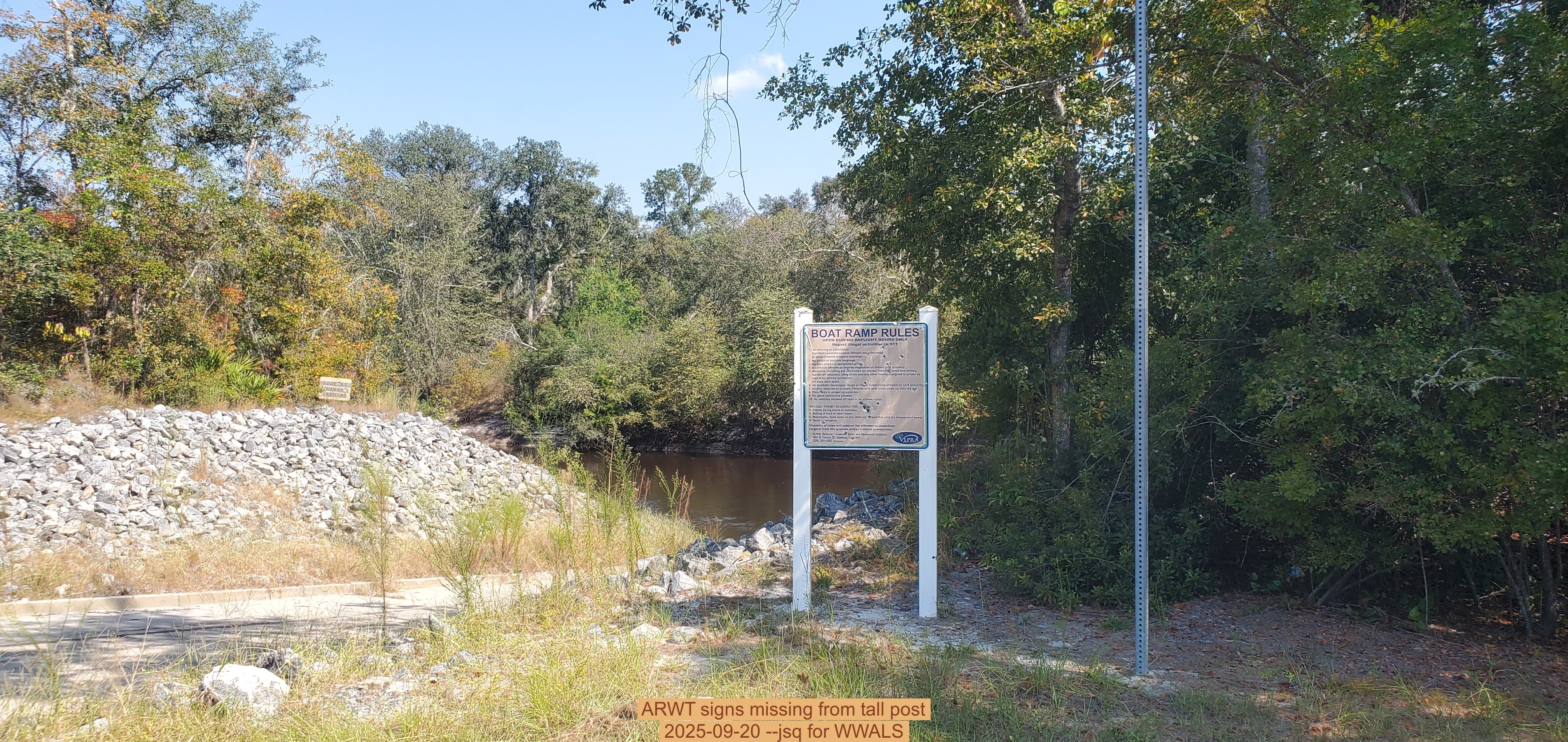 ARWT signs missing from tall post, 2025-09-20 --jsq for WWALS