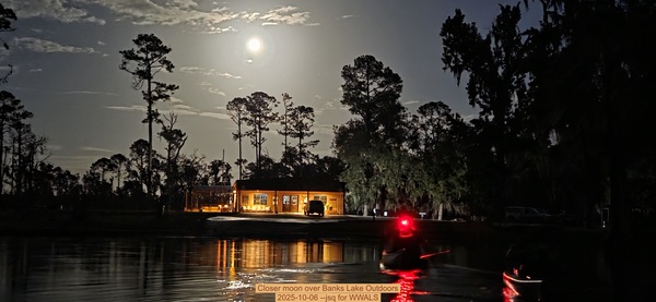 Closer moon over Banks Lake Outdoors, 2025-10-06 --jsq for WWALS