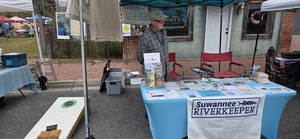 [Russ Tatum with new banner hanger]