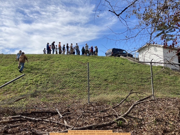 Through the broken fence to the AAWTP dam, 2025:11:21 11:26:31, 31.3888139, -83.2180944 --Gretchen Quarterman for WWALS