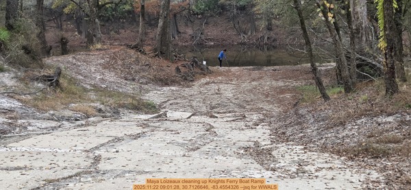 [Maya Loizeaux cleaning up Knights Ferry Boat Ramp, 2025:11:22 09:01:28, 30.7126646, -83.4554326 --jsq for WWALS]