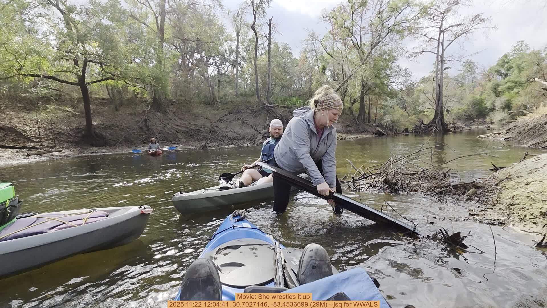 Movie: She wrestles it up, 2025:11:22 12:04:41, 30.7027146, -83.4536699 (29M) --jsq for WWALS