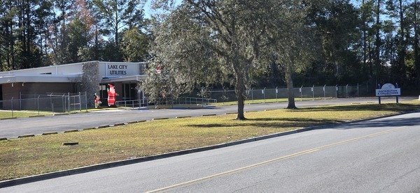 [Distribution & Collections, Lake City Utilities, 2025:12:20 14:15:04, 30.1707761, -82.6458940 --jsq for WWALS]