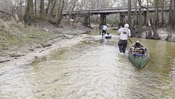 Movie: Walking the boats to the trestle, 2026:02:14 17:09:04, 30.8690845, -83.3136320 (10M)