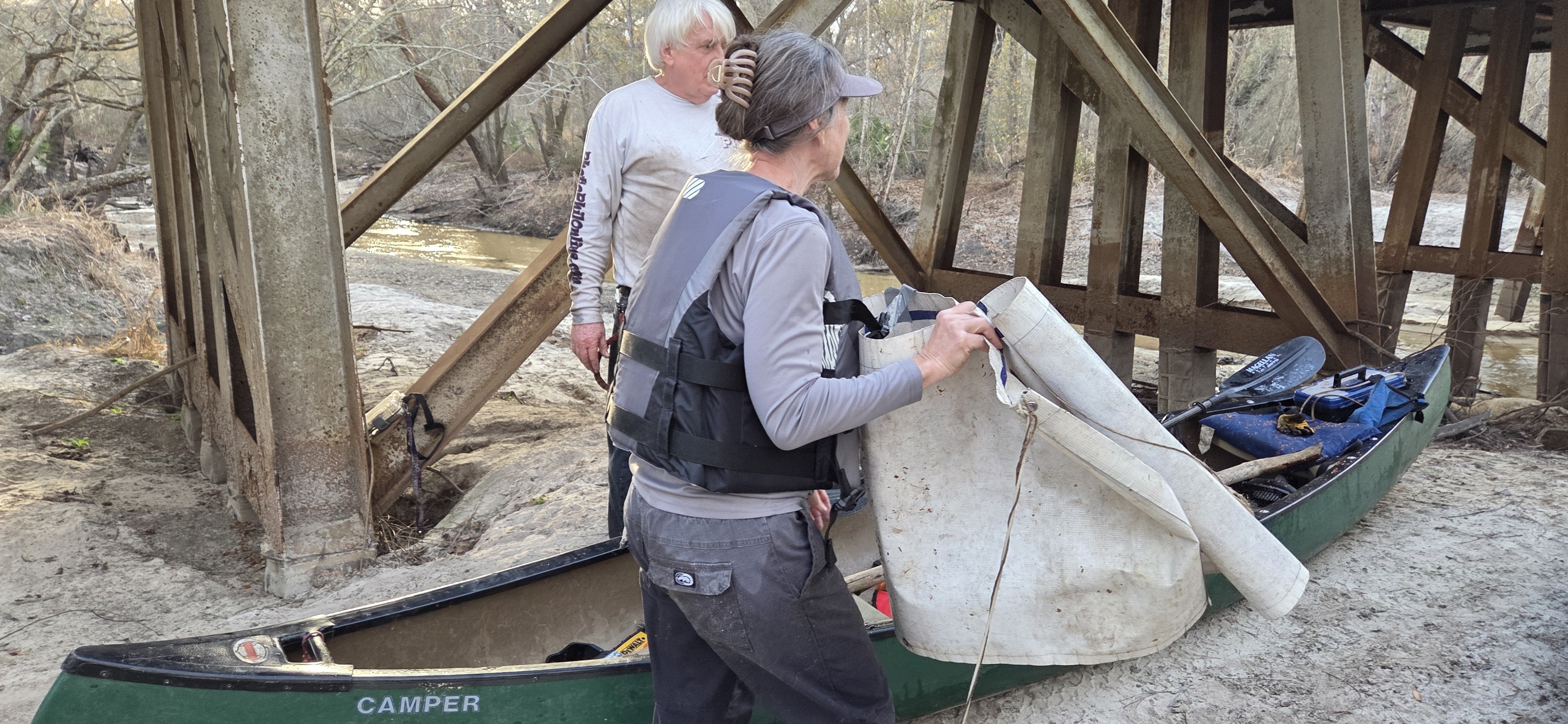 Getting the banners, 2026:02:14 17:19:22, 30.8632309, -83.3215454