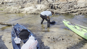 [David Savage Washing Tire]