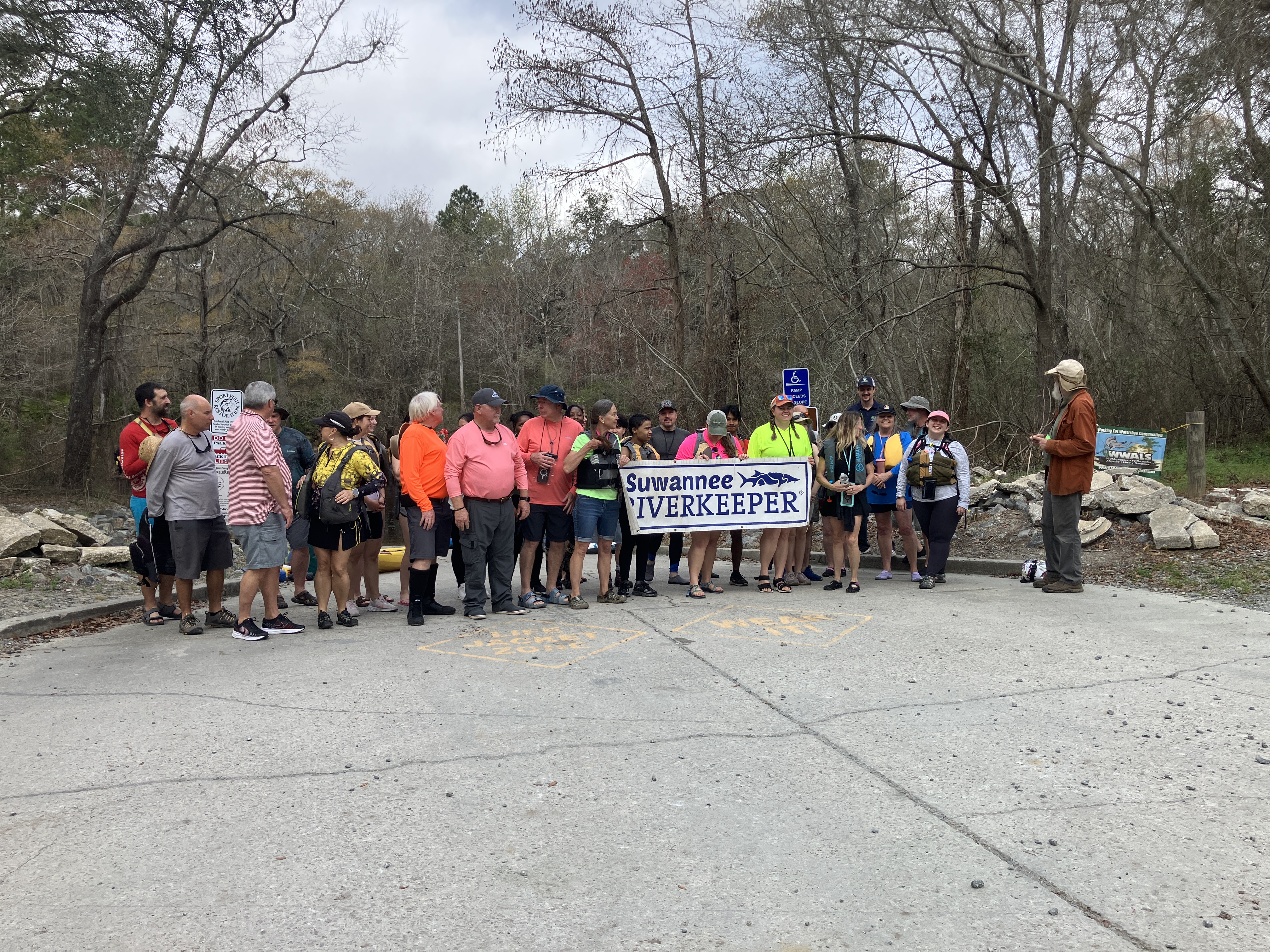 Prepare for photo-op, 2026:03:07 09:26:57, 30.8513472, -83.3471694 --Gretchen Quarterman for WWALS