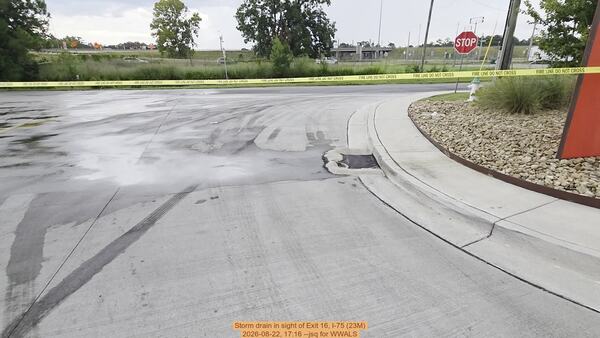 Movie: Storm drain in sight of Exit 16, I-75 (23M), 2026-08-22, 17:16 --jsq for WWALS