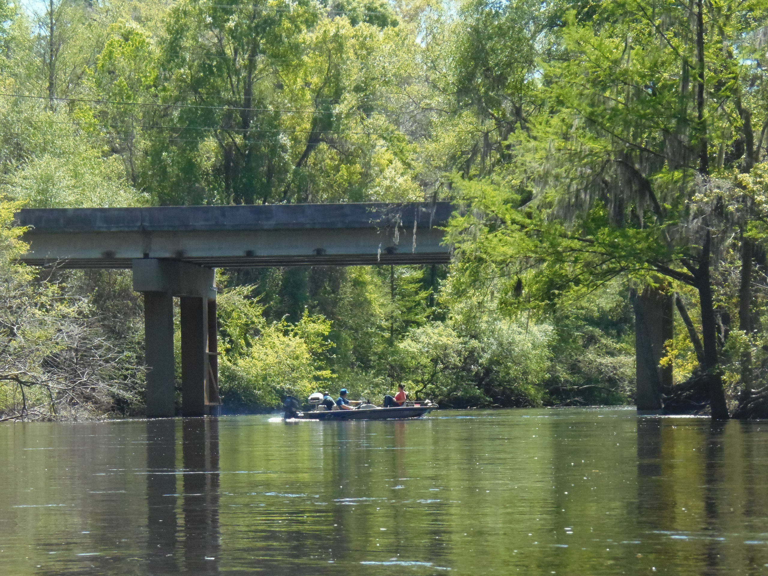 Power boat under GA 94 bridge, 13:34:08