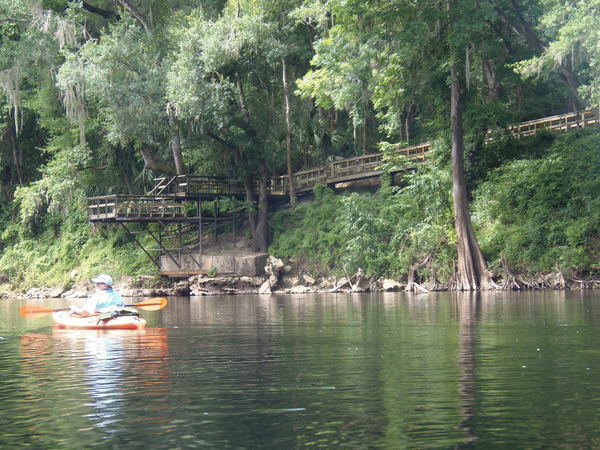 Fancy platform with paddler, 10:54:29