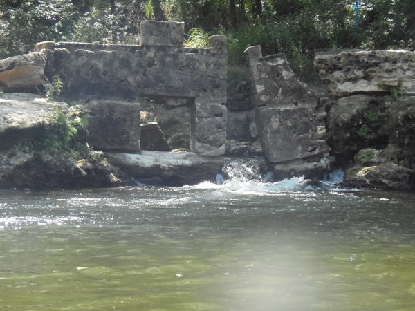 Spring gushing through wall, 15:04:36