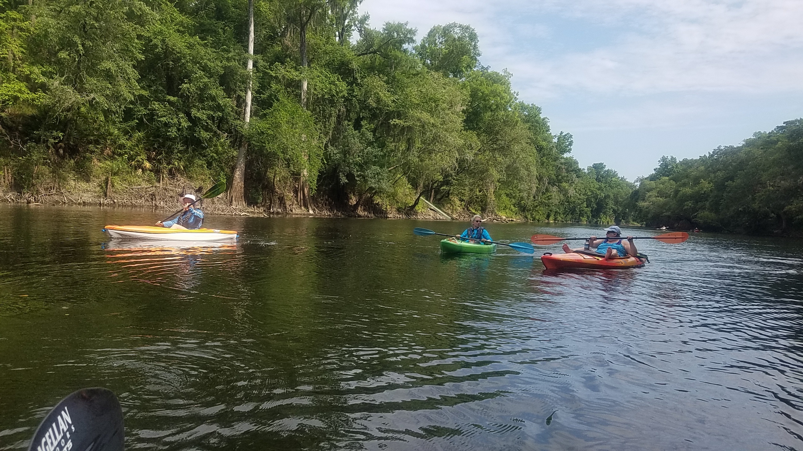 Happy paddlers by jsq, 10:21:23, 30.4402287, -83.2201527